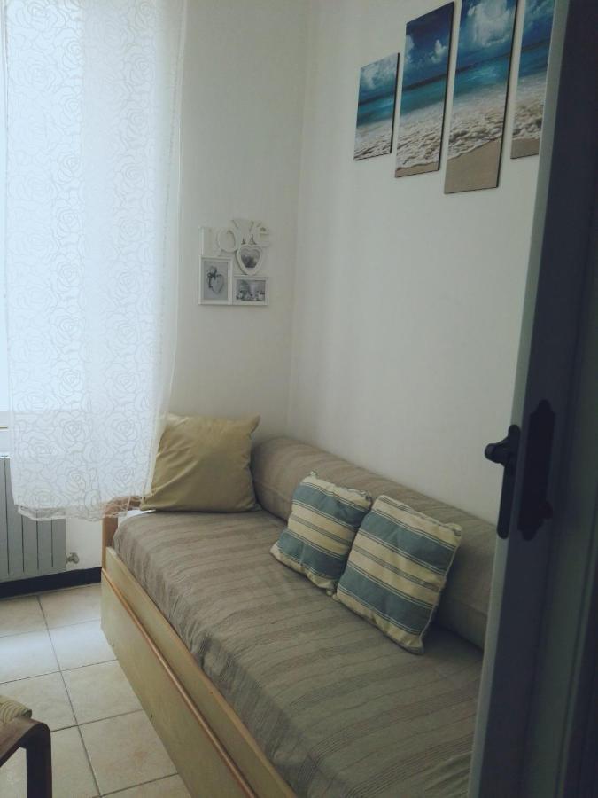 شقة La Casa Sulla Piazzetta ألبينغا المظهر الخارجي الصورة