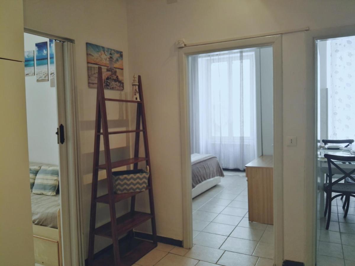 شقة La Casa Sulla Piazzetta ألبينغا المظهر الخارجي الصورة